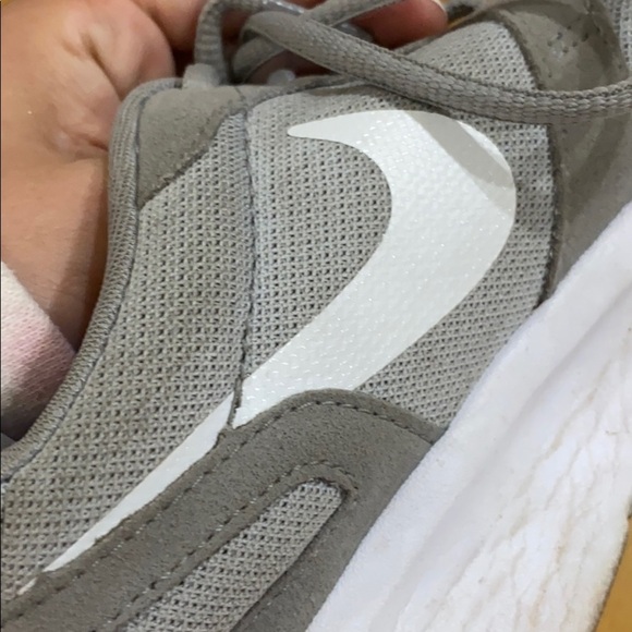 Nike women’s‎ roshe sneakers - Picture 5 of 6